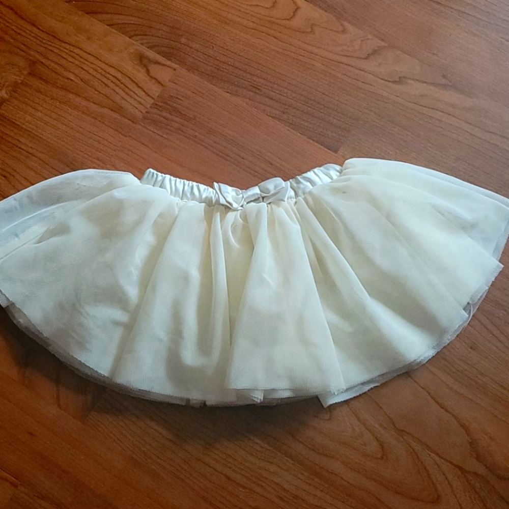 6/12 month tutu skirt cream colored